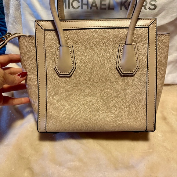 Michael Kors Crossbody NEW - Picture 3 of 6